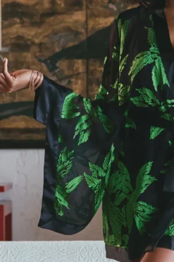 Marjolaine - Jeune Seiden Kimono - Schwarz Grün